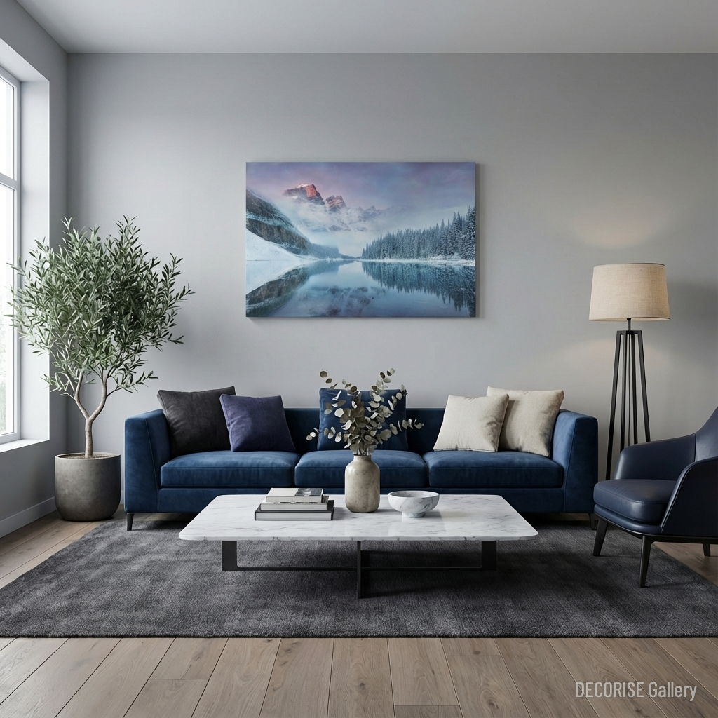 Ośnieżone góry i las nad jeziorem