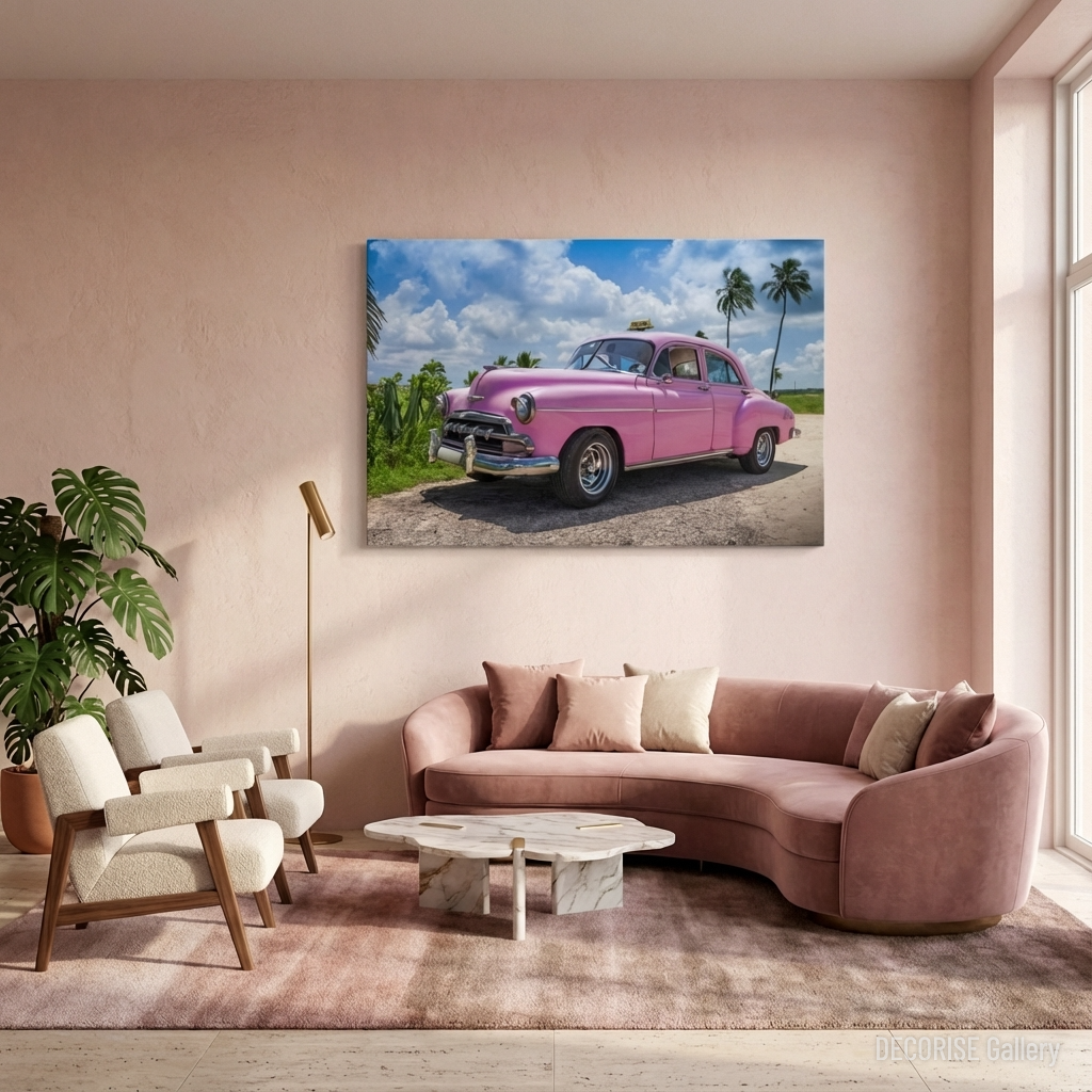Różowy stary samochód na Kubie