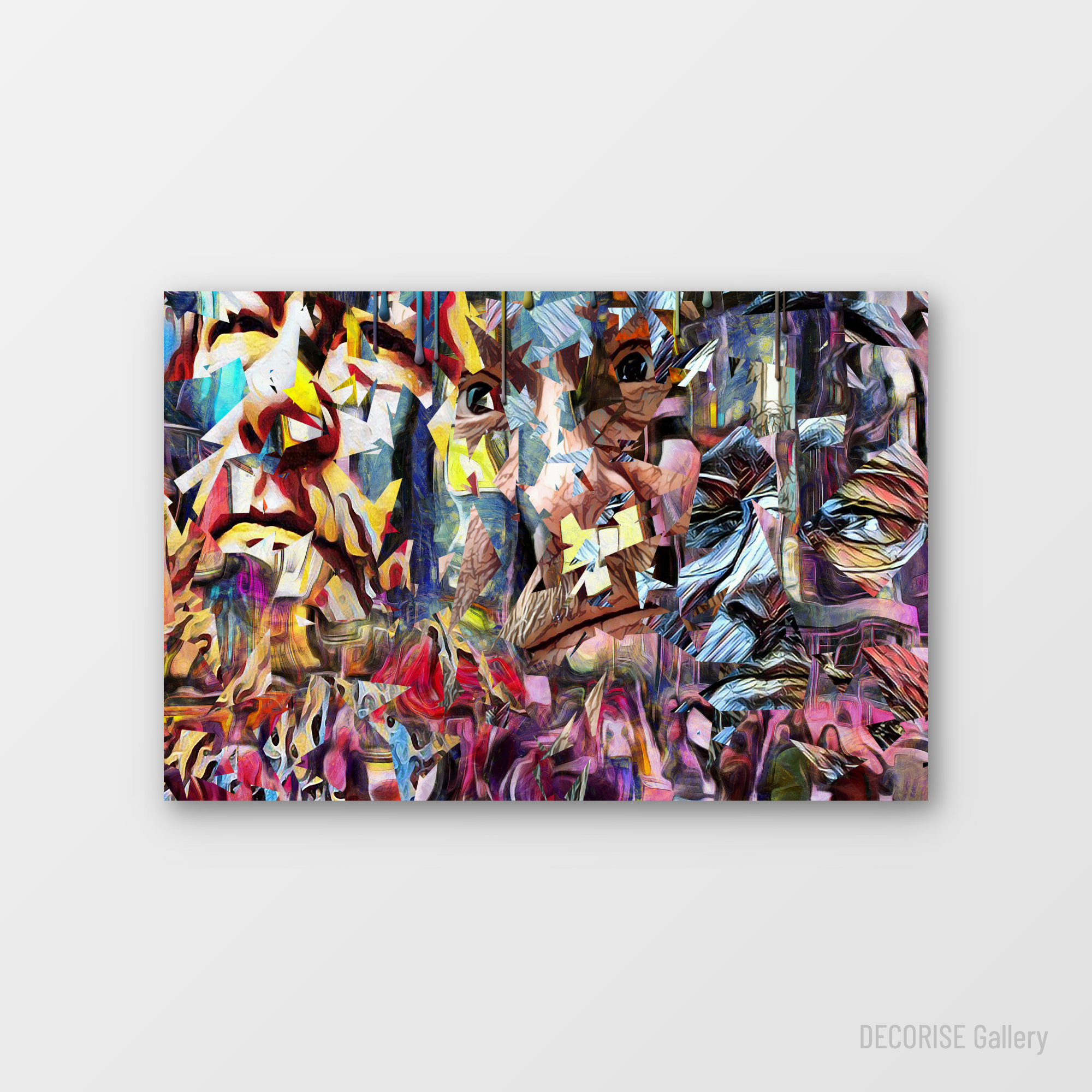 Abstrakcyjny kolaż z fragmentami twarzy