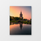 Pałac Kultury w odbiciu wody