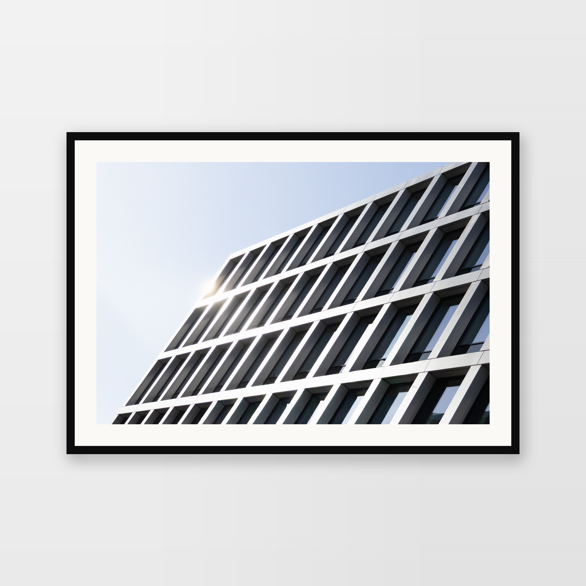 Fine Art Print - Fragment fasady nowoczesnego biurowca