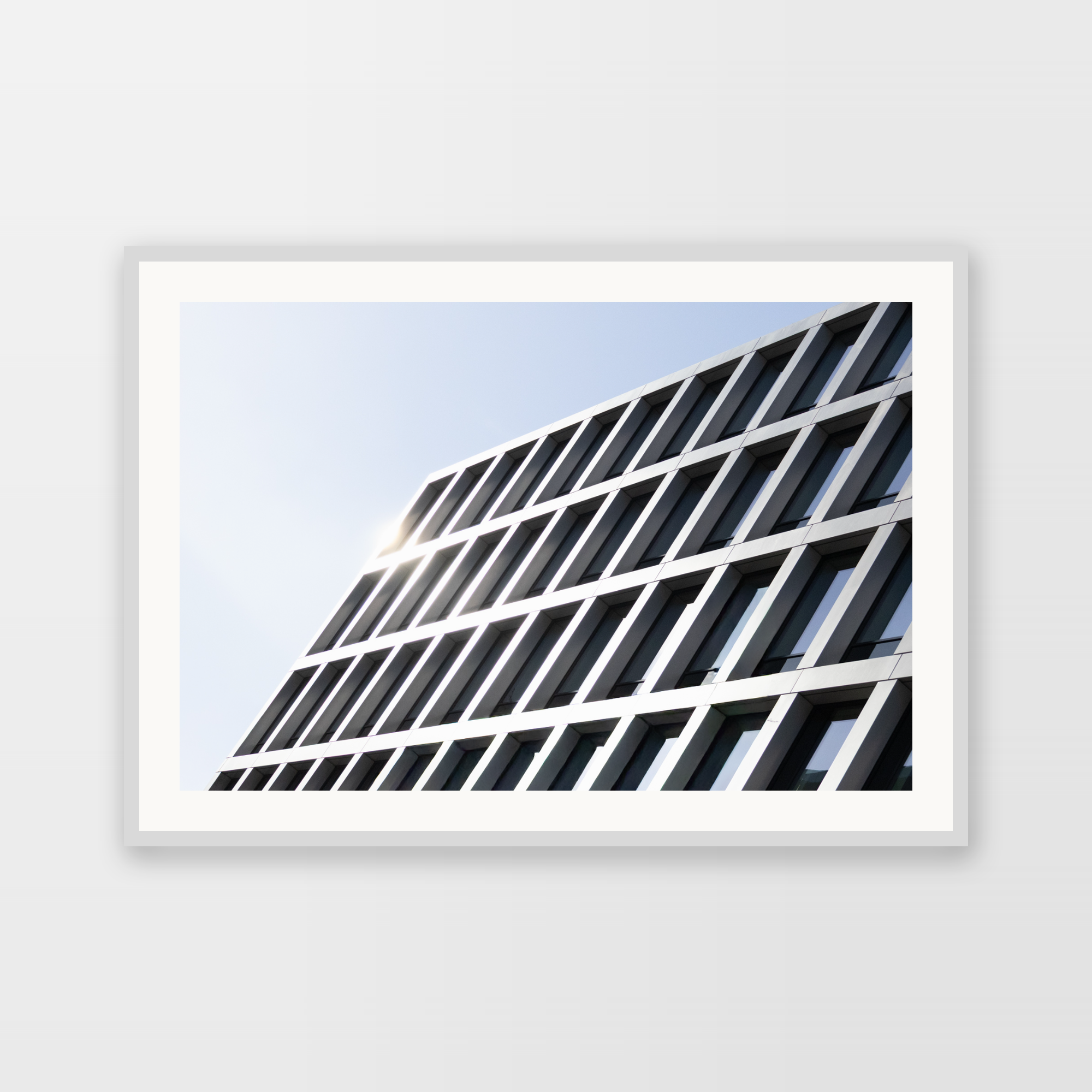 Fine Art Print - Fragment fasady nowoczesnego biurowca