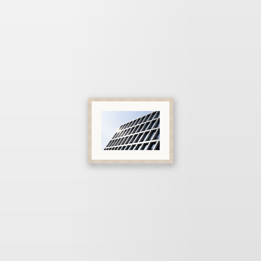Fine Art Print - Fragment fasady nowoczesnego biurowca