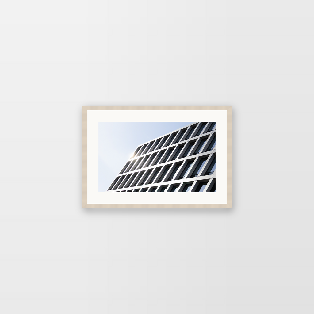 Fine Art Print - Fragment fasady nowoczesnego biurowca